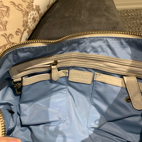 🔥SOLD🔥 Cole Haan leather cream handbag, perfect for that winter white look!! - Picture 7 of 7